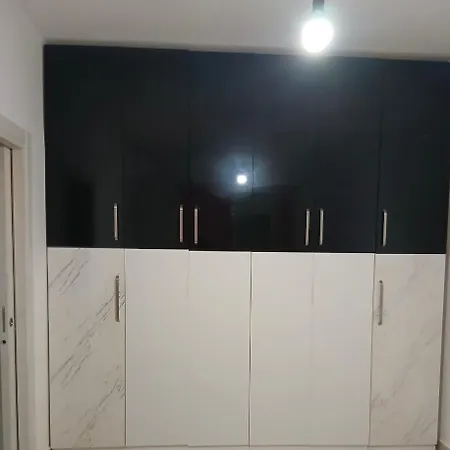 Апартаменты Elisb&b